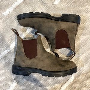 Blundstone Women’s Chelsea boot